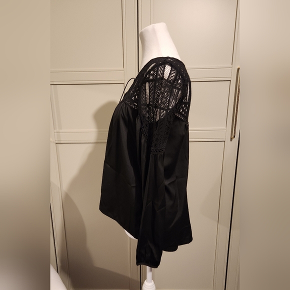 Abercrombie and Fitch Boho Top Black - Picture 4 of 5